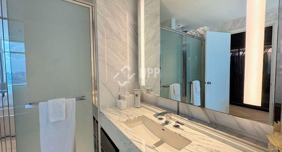 For sale 2 ベッドルーム condo in Bang Kho Laem, Bangkok