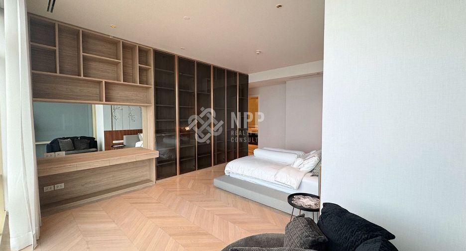 For sale 3 bedrooms condo in Bang Kho Laem, Bangkok
