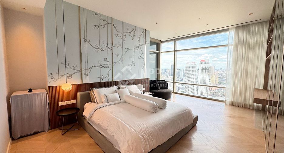 For sale 3 bedrooms condo in Bang Kho Laem, Bangkok