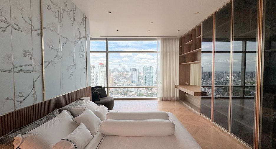 For sale 3 bedrooms condo in Bang Kho Laem, Bangkok