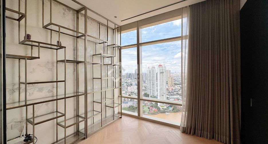 For sale 3 bedrooms condo in Bang Kho Laem, Bangkok