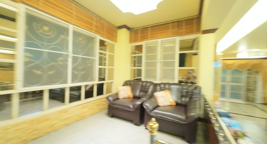 For sale 7 bedrooms house in Min Buri, Bangkok