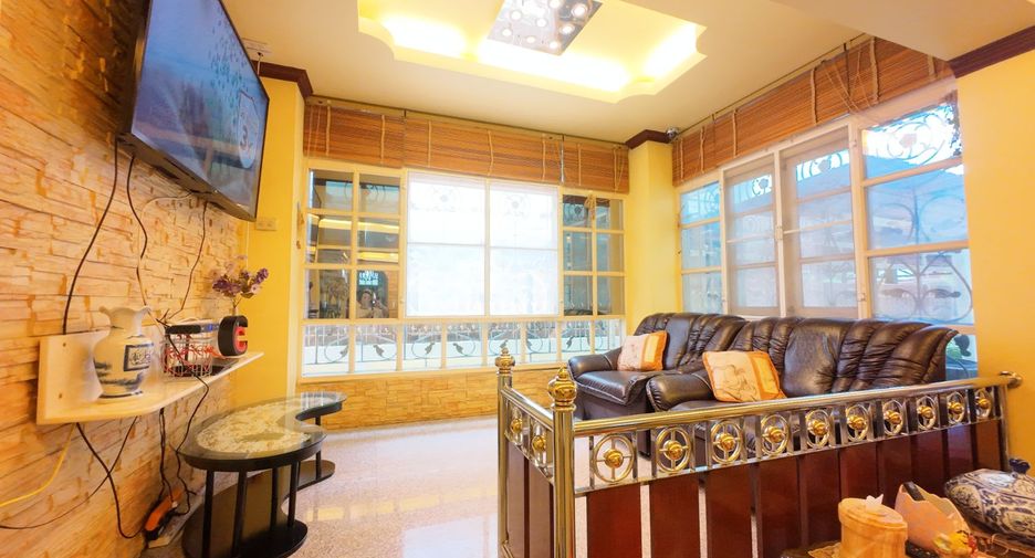 For sale 7 bedrooms house in Min Buri, Bangkok