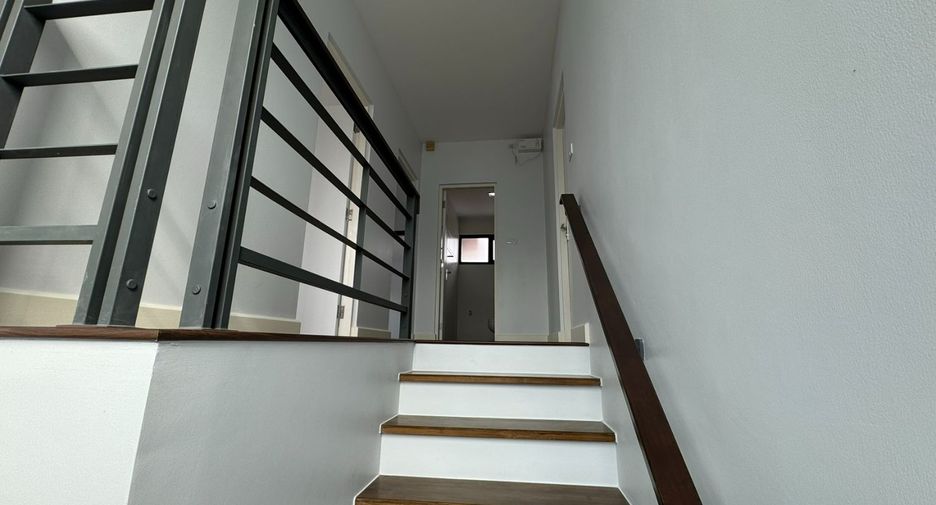 Продажа 5 спальни дом в Банг Кхун Тхиан, Бангкок
