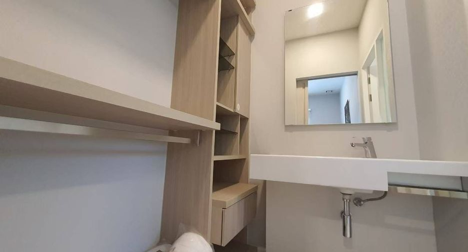 Casa en alquiler de 4 habitaciones en Prawet, Bangkok