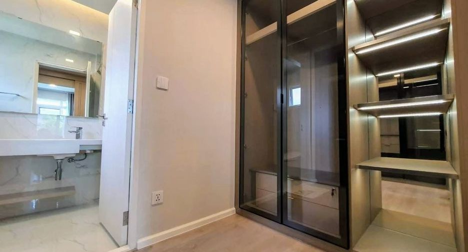 Casa en alquiler de 4 habitaciones en Prawet, Bangkok