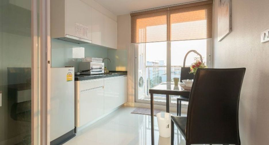 For sale 1 Beds condo in Phra Khanong, Bangkok