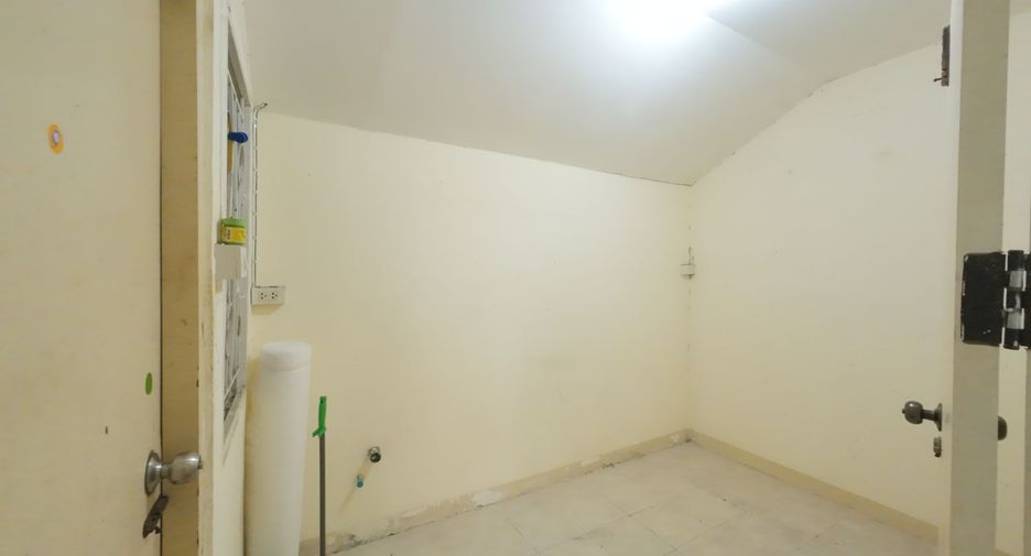 À vendre 3 chambres maison à Phra Samut Chedi, Samut Prakan