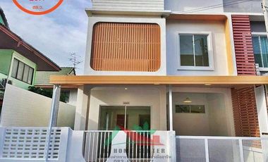 For sale 4 bedrooms townhouse in Bang Bua Thong, Nonthaburi