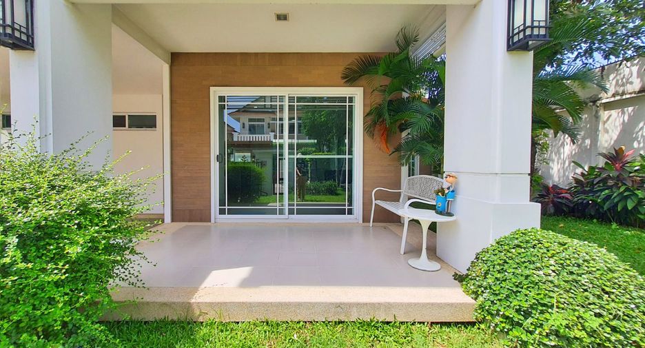 Haus zum Kauf mit 4 Zimmer in Pak Kret, Nonthaburi