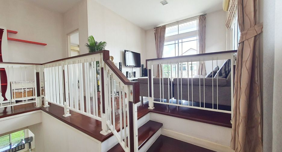Haus zum Kauf mit 4 Zimmer in Pak Kret, Nonthaburi