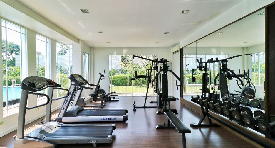 Haus zum Kauf mit 4 Zimmer in Pak Kret, Nonthaburi