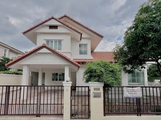 For Rent 4 Bedroom House In Mueang Chiang Mai