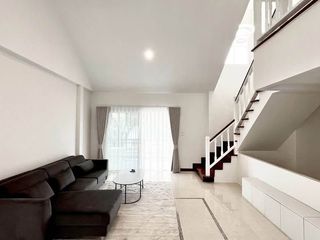 À louer 4 chambres maison à Mueang Chiang Mai, Chiang Mai