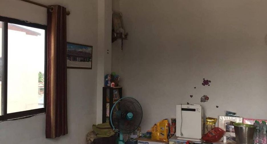 Local comercial en venta en Si Racha, Chonburi