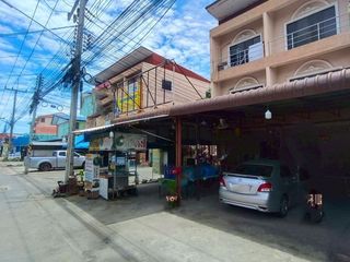 Local comercial en venta en Si Racha, Chonburi