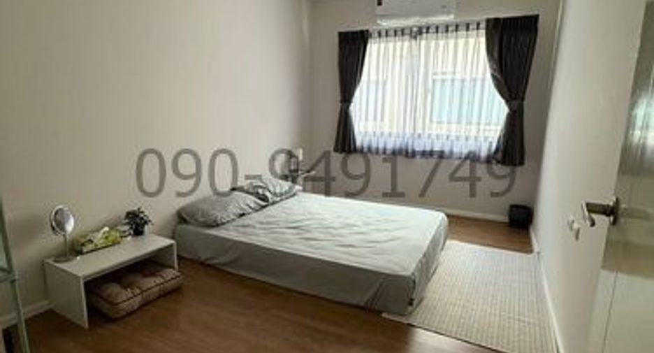 For rent 3 bedrooms townhouse in Prawet, Bangkok