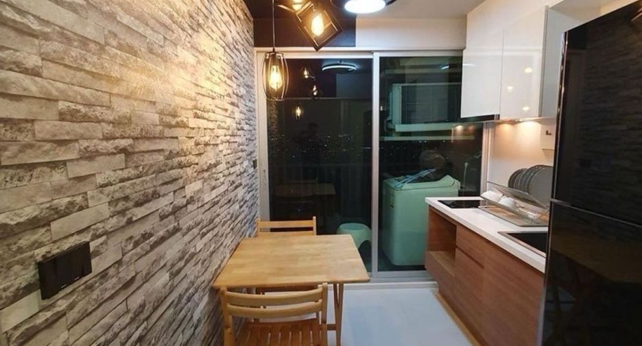 À vendre 1 chambre condo à Yan Nawa, Bangkok