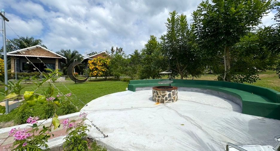 For sale 11 bedrooms hotel in Takua Pa, Phang Nga