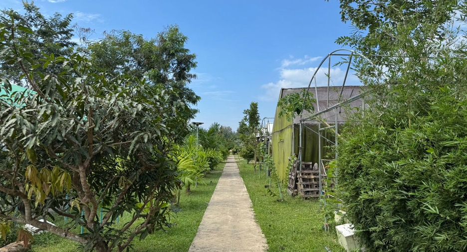 For sale 11 bedrooms hotel in Takua Pa, Phang Nga