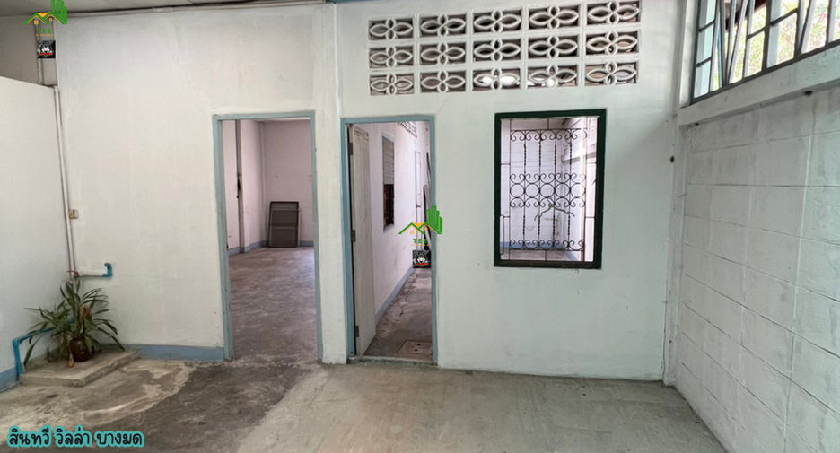 Casa adosada en venta de 2 habitaciones en Chom Thong, Bangkok