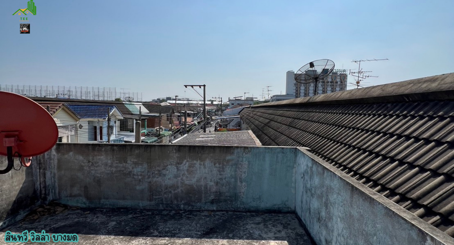 Casa adosada en venta de 2 habitaciones en Chom Thong, Bangkok