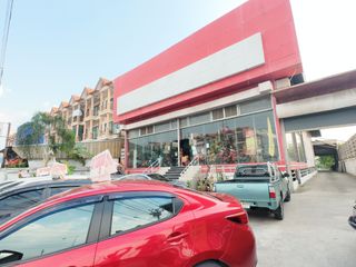 Продажа 3 спальни торговое помещение в Bang Bua Thong, Нонтабури
