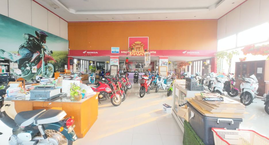 À vendre 3 chambres local commercial à Bang Bua Thong, Nonthaburi