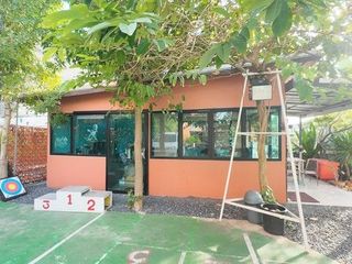 For sale 10 bedrooms retail Space in Prawet, Bangkok