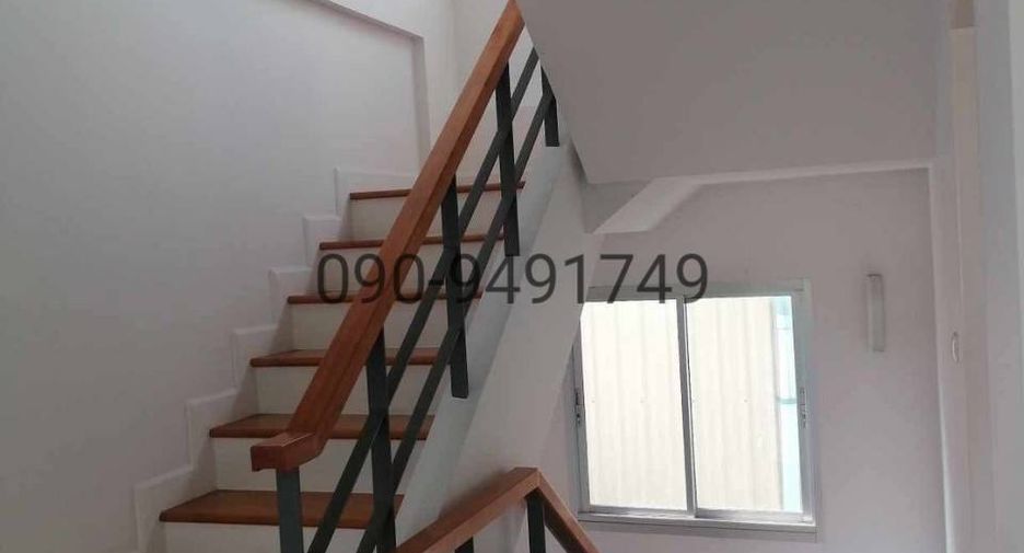 Продажа 6 спальни таунхаус в Банг Капи, Бангкок