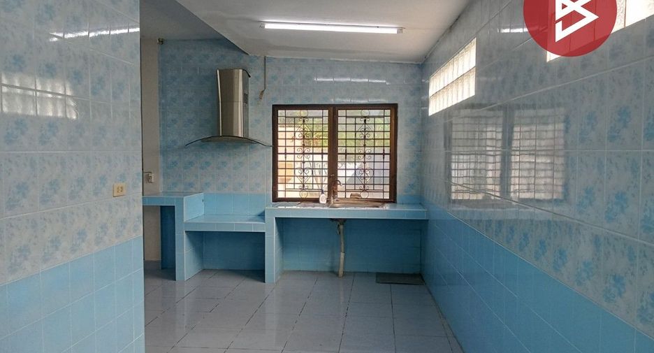 For sale 3 bedrooms house in Sam Phran, Nakhon Pathom