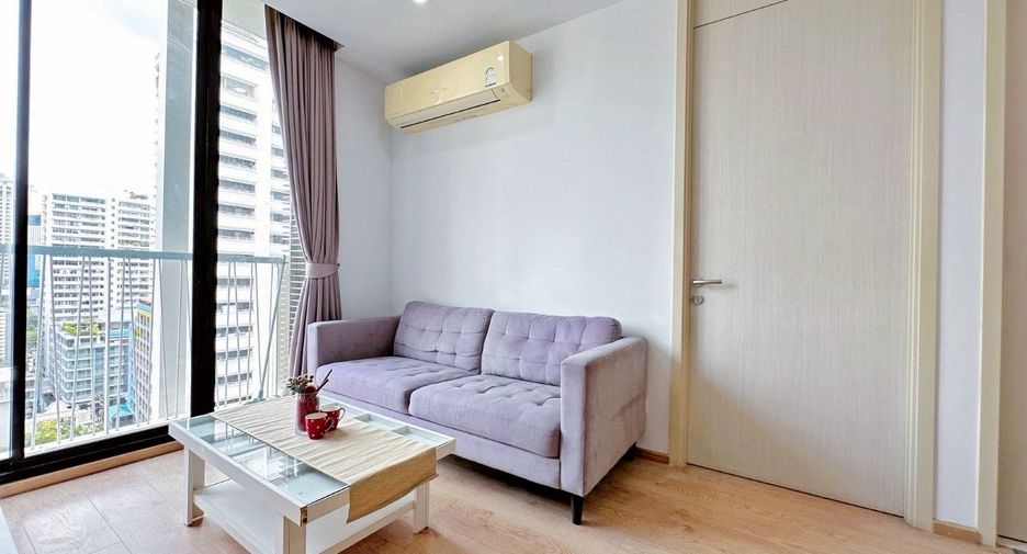 For rent 2 bedrooms condo in Watthana, Bangkok