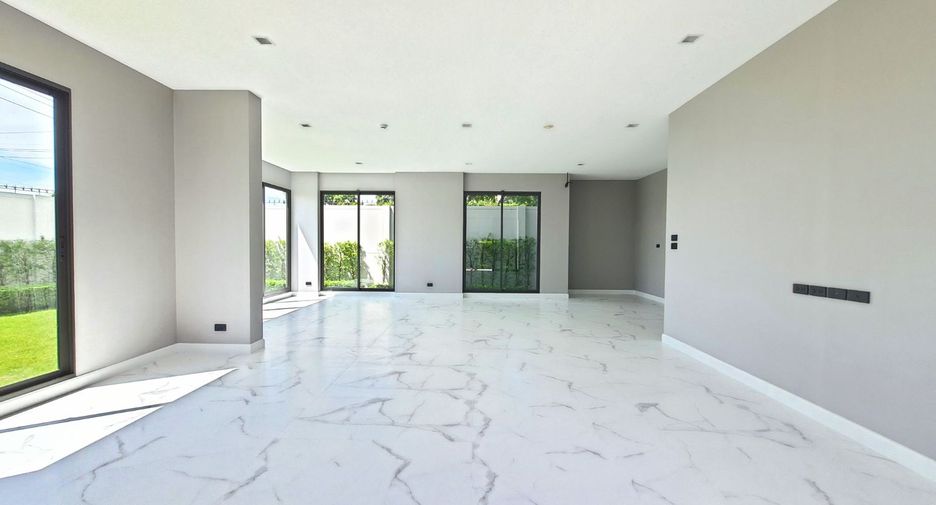 For sale 4 bedrooms house in Bang Bua Thong, Nonthaburi