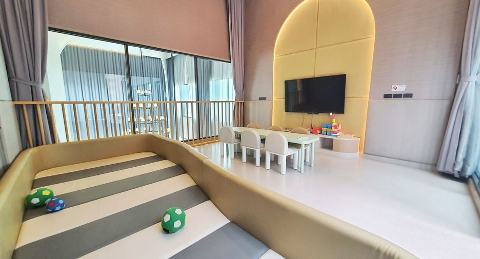 For sale 4 bedrooms house in Bang Bua Thong, Nonthaburi