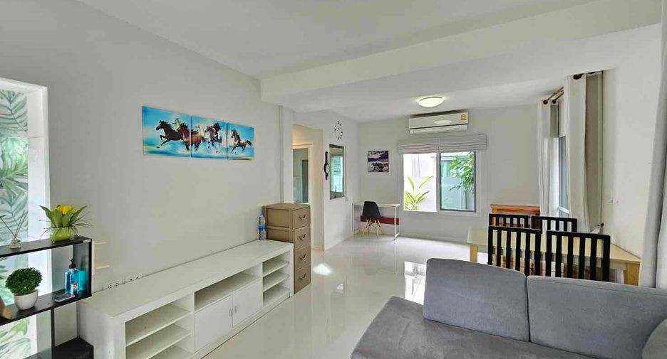 For sale 3 bedrooms house in San Kamphaeng, Chiang Mai