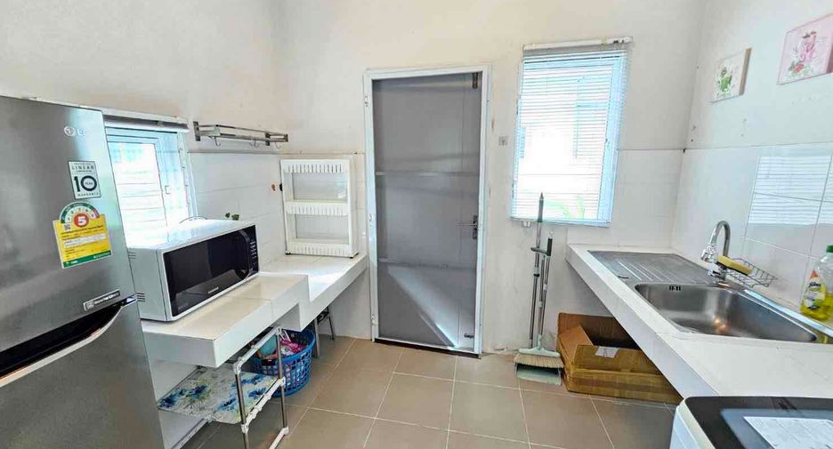 For sale 3 bedrooms house in San Kamphaeng, Chiang Mai
