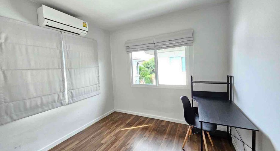 For sale 3 bedrooms house in San Kamphaeng, Chiang Mai