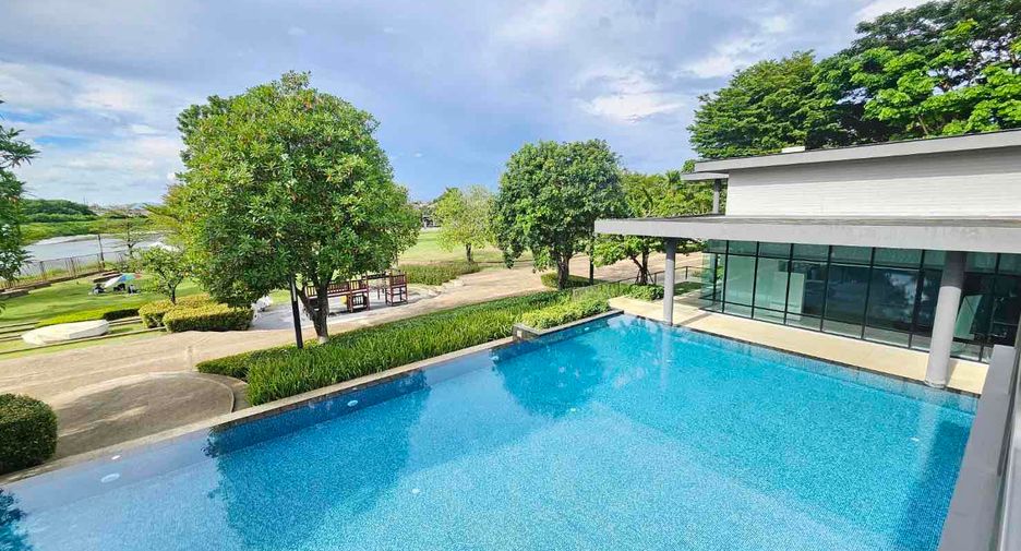 For sale 3 bedrooms house in San Kamphaeng, Chiang Mai