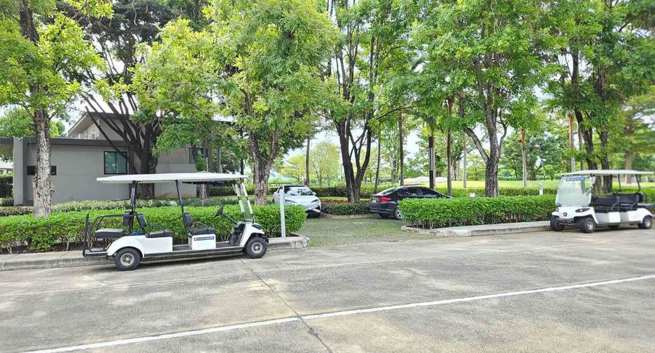 For sale 3 bedrooms house in San Kamphaeng, Chiang Mai
