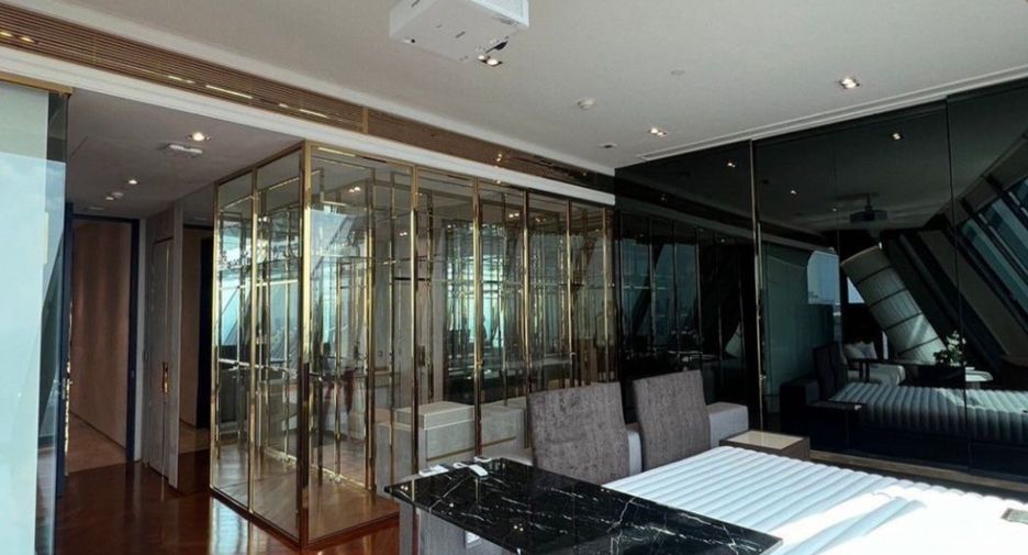 Wohnung zur Miete mit 3 Zimmer in Khlong Toei, Bangkok