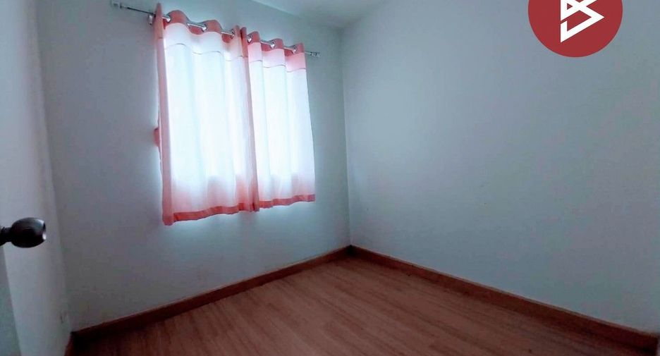 For sale 3 bedrooms townhouse in Lat Krabang, Bangkok
