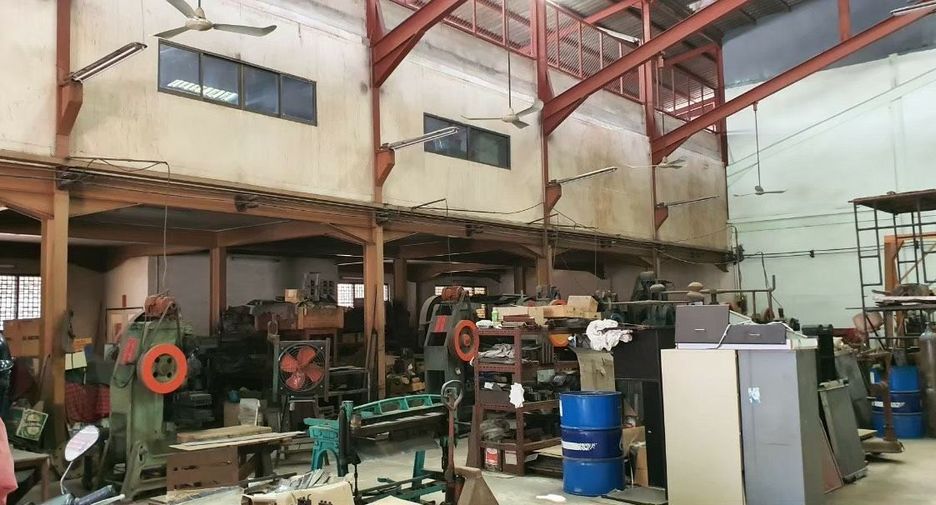 For sale warehouse in Bang Na, Bangkok
