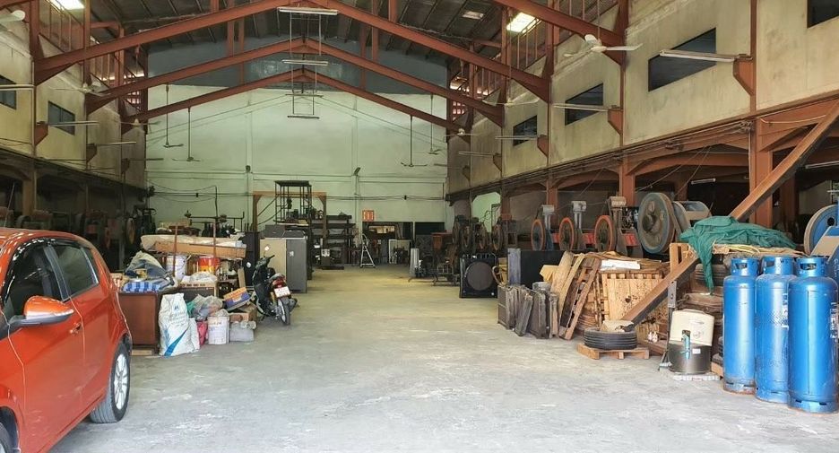 For sale warehouse in Bang Na, Bangkok