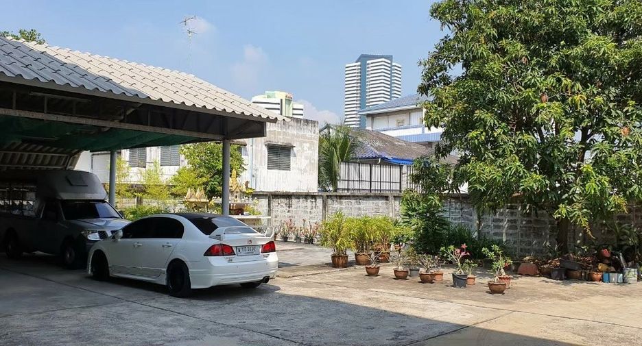 For sale warehouse in Bang Na, Bangkok