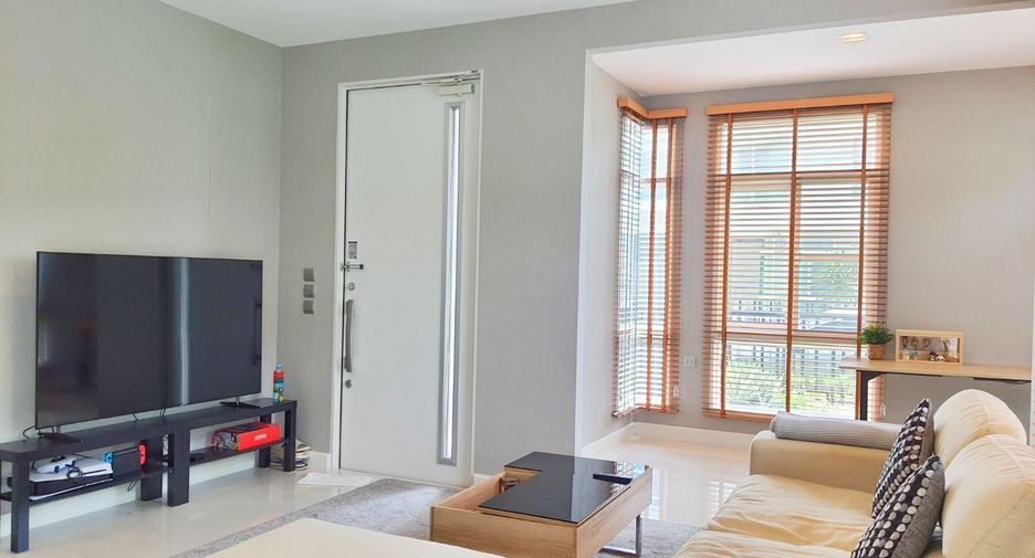 Casa en venta de 4 habitaciones en Bang Bua Thong, Nonthaburi