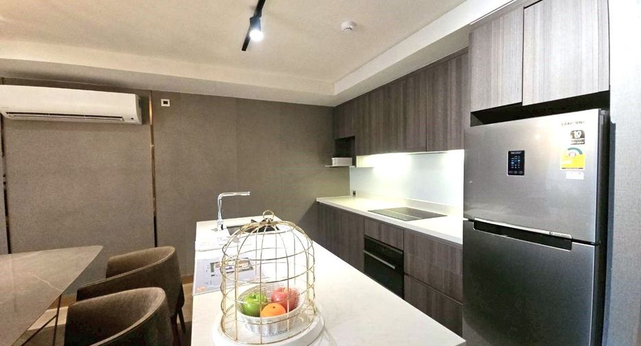 For sale 2 bedrooms condo in Watthana, Bangkok
