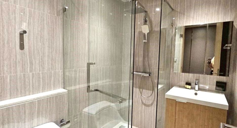 For sale 2 bedrooms condo in Watthana, Bangkok