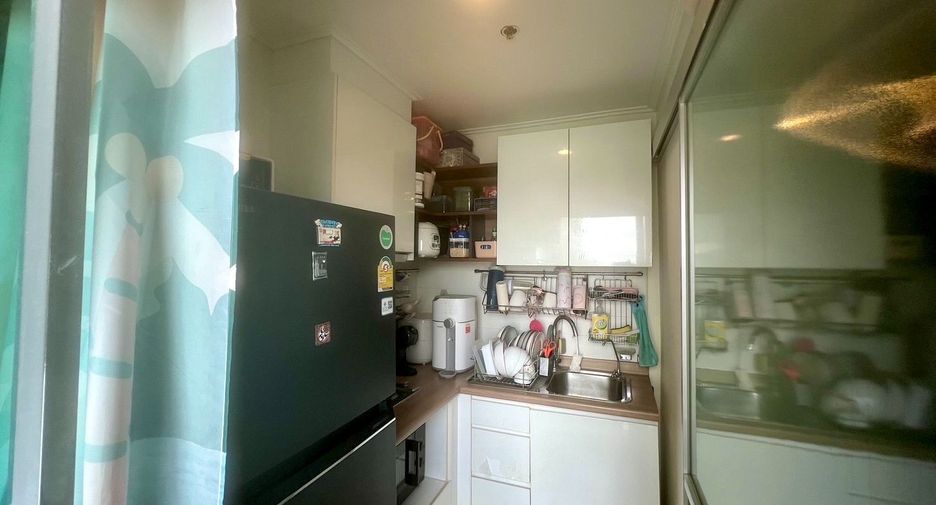 For sale 2 bedrooms condo in Chatuchak, Bangkok