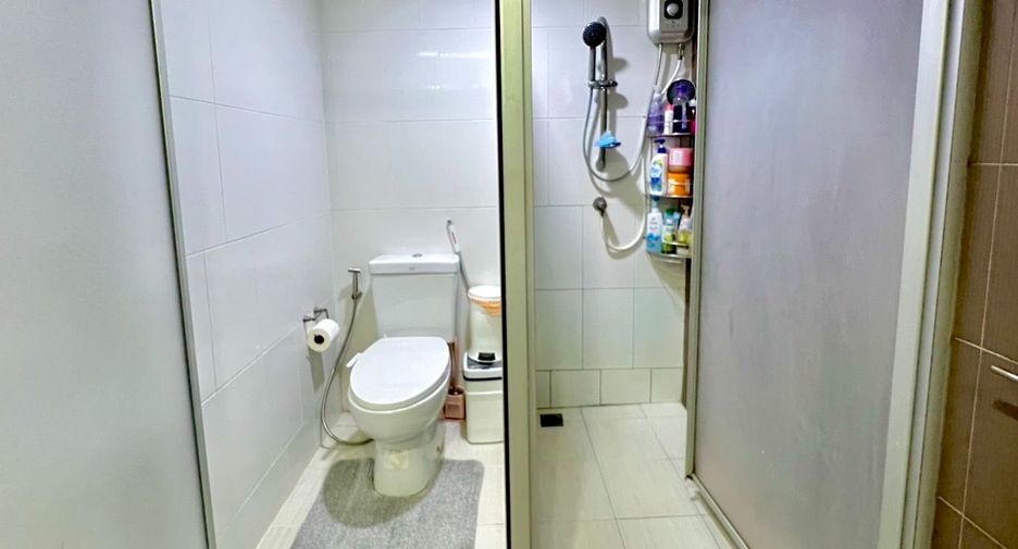 For sale 2 bedrooms condo in Chatuchak, Bangkok