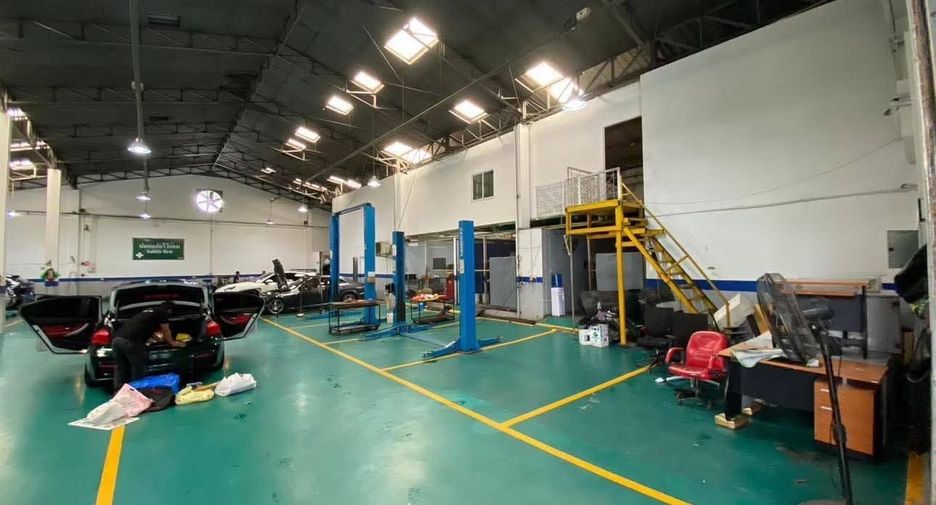For rent retail Space in Wang Thonglang, Bangkok